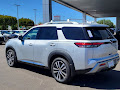 2024 Nissan Pathfinder Platinum 4WD