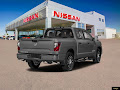 2024 Nissan Titan 4x4 Crew Cab SV