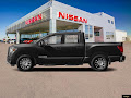 2024 Nissan Titan 4x4 Crew Cab SV