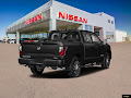 2024 Nissan Titan 4x4 Crew Cab SV