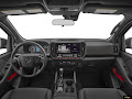 2025 Nissan Frontier Crew Cab 4x4 PRO-4X