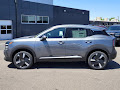 2025 Nissan Kicks SR AWD