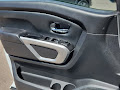 2023 Nissan Titan SV