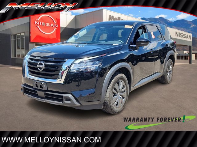 2022 Nissan Pathfinder S