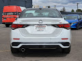 2025 Nissan Sentra SR CVT