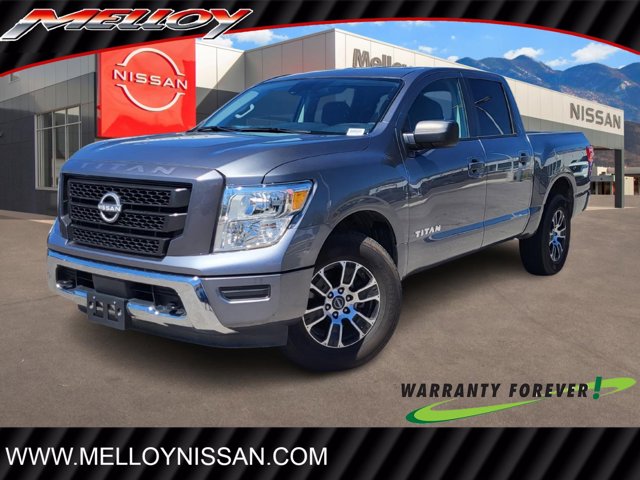 2023 Nissan Titan SV